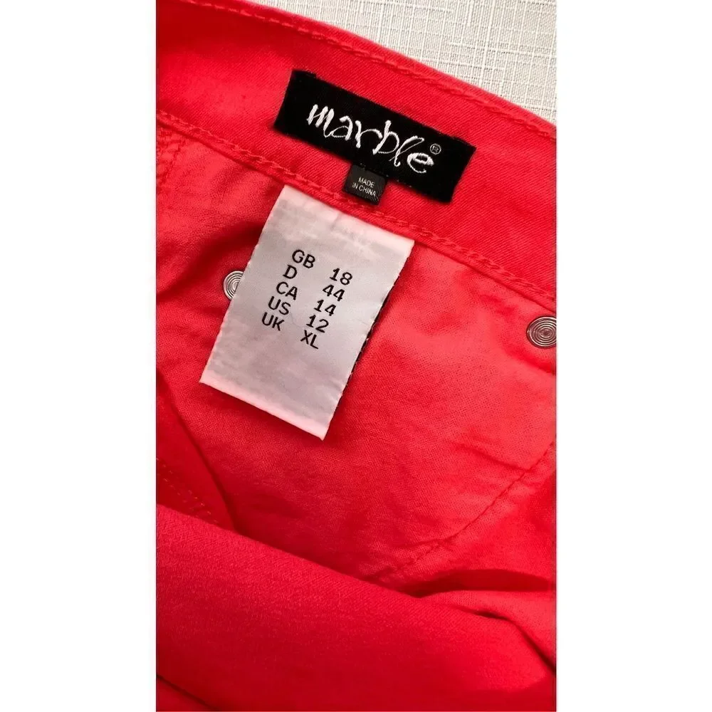 Marble Women's Mid Rise Capri Pants Dark Wash Stretch Casual Red Size 12